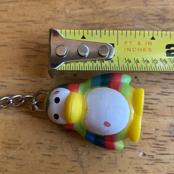 Star Awards Penguin Keychain in good condition - Picture 5 of 5